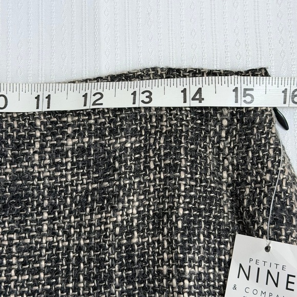 NINE & COMPANY PETITE Black White Tweed Lace Floral Pencil Skirt 10P - Picture 7 of 11